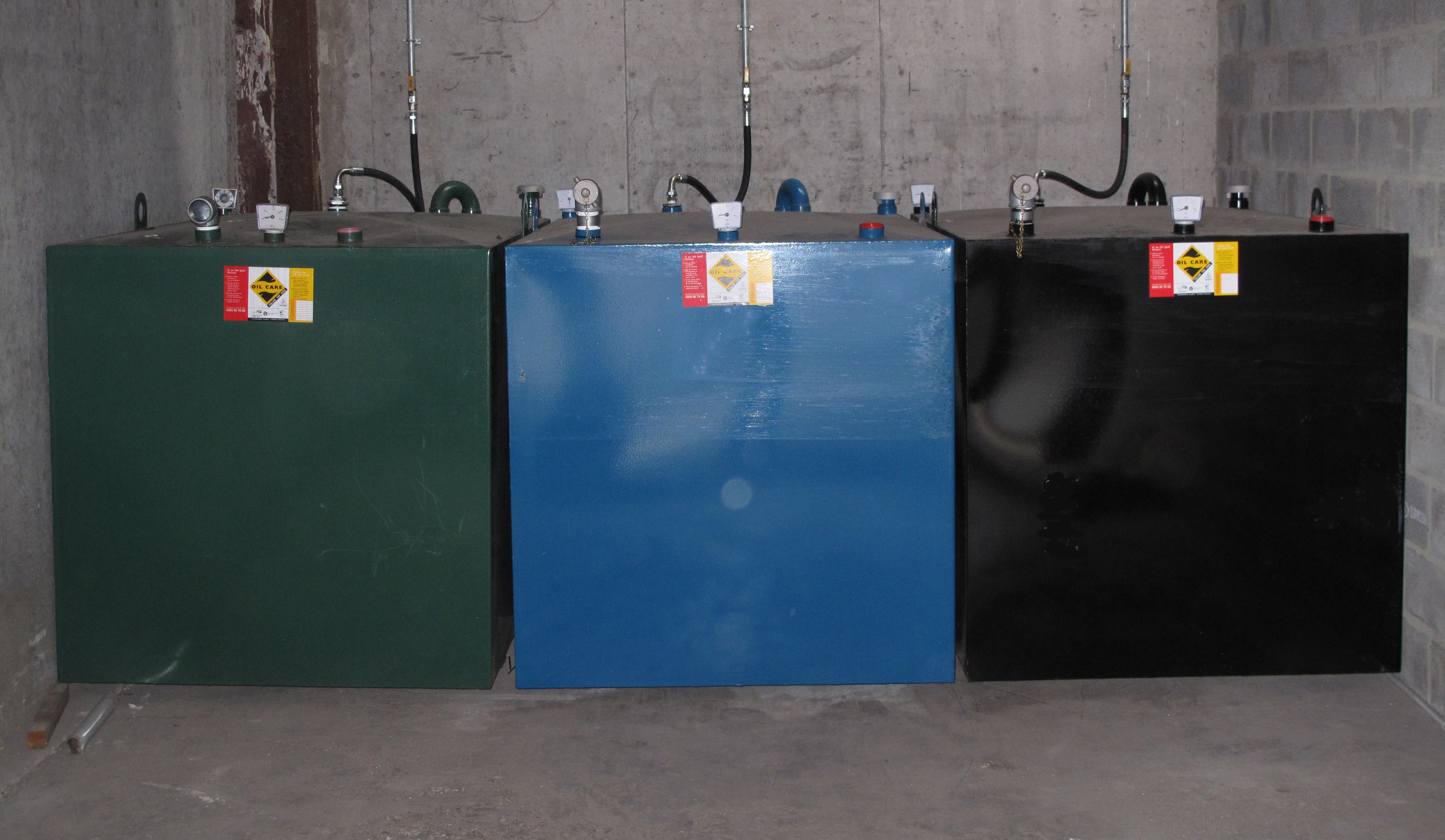Legally compliant storage of waste and fresh fluids.  Oils, Coolants and Screen Wash. 