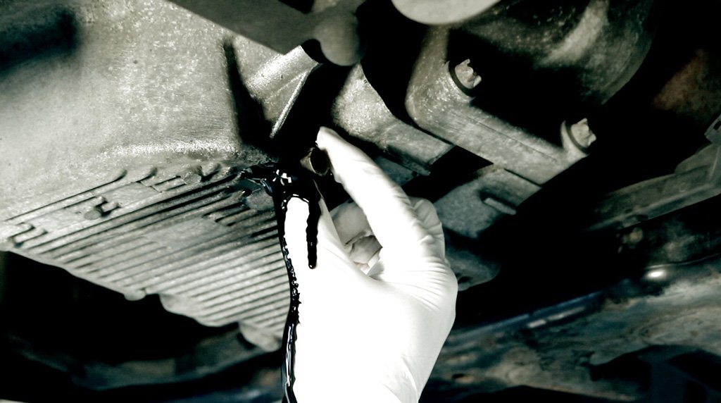 Traditional contact with carcinogenic waste oil. 